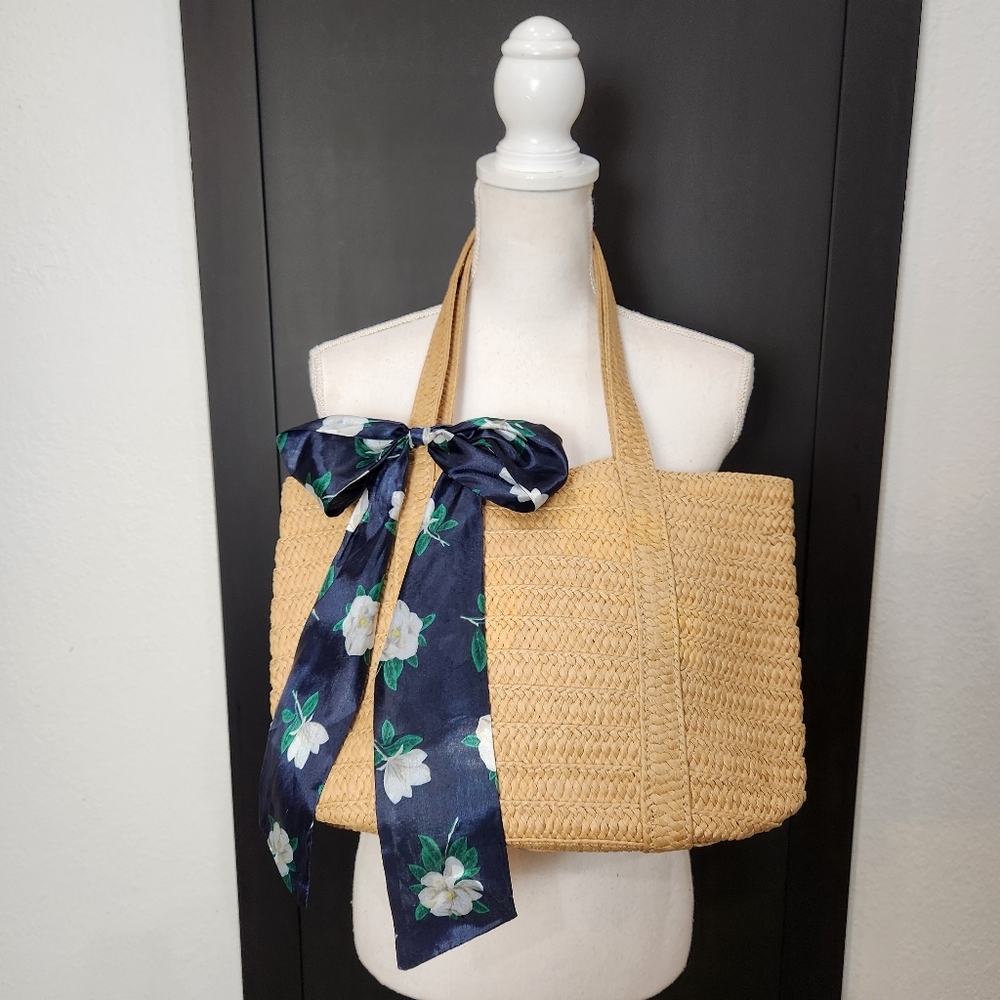 Draper James Everyday Straw Bag with Floral Scarf New without Tags